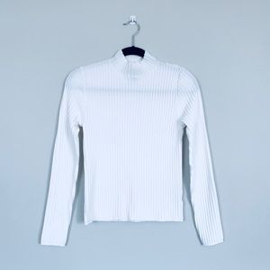 Forever 21 White Cropped Sweater